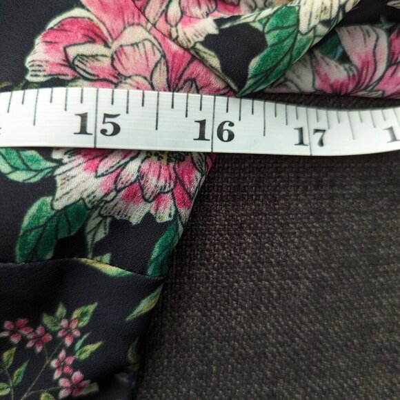 Yumi Kim Woodstock Floral Romantic Maxi Dress - Modest - Picture 7 of 10